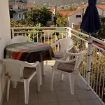 Slaven דירה Vinišće