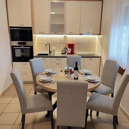 Apartman Slaven Vinisce
