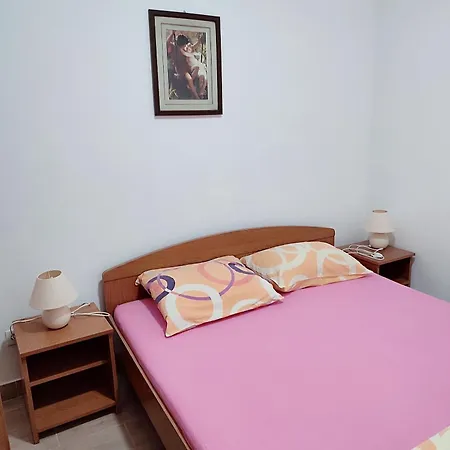 Slaven Apartment Vinisce