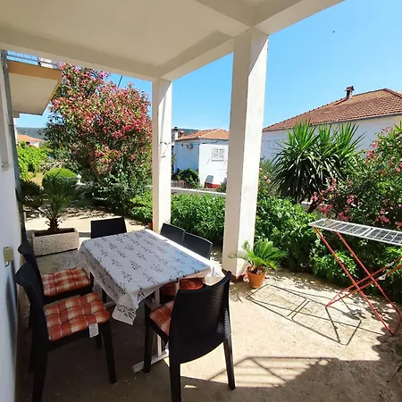 Apartman Slaven Vinisce